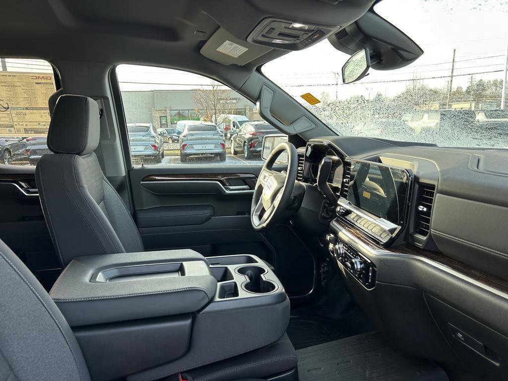 New 2026 GMC Sierra 1500 SLE w/ Preferred Package image 19