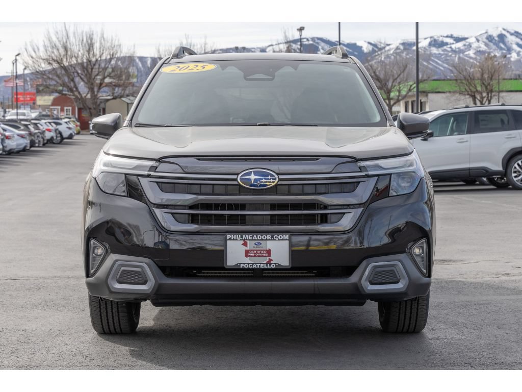 Used 2025 Subaru Forester Limited AWD/4WD image 8