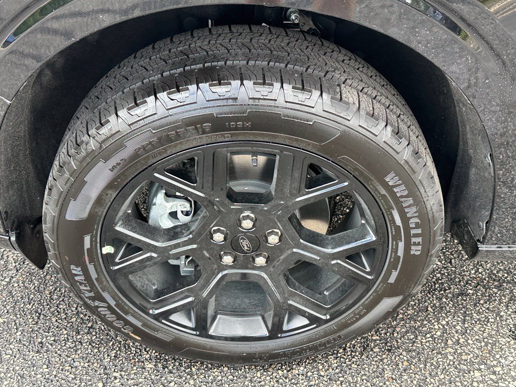 New 2026 Ford Maverick Lobo AWD/4WD image 6