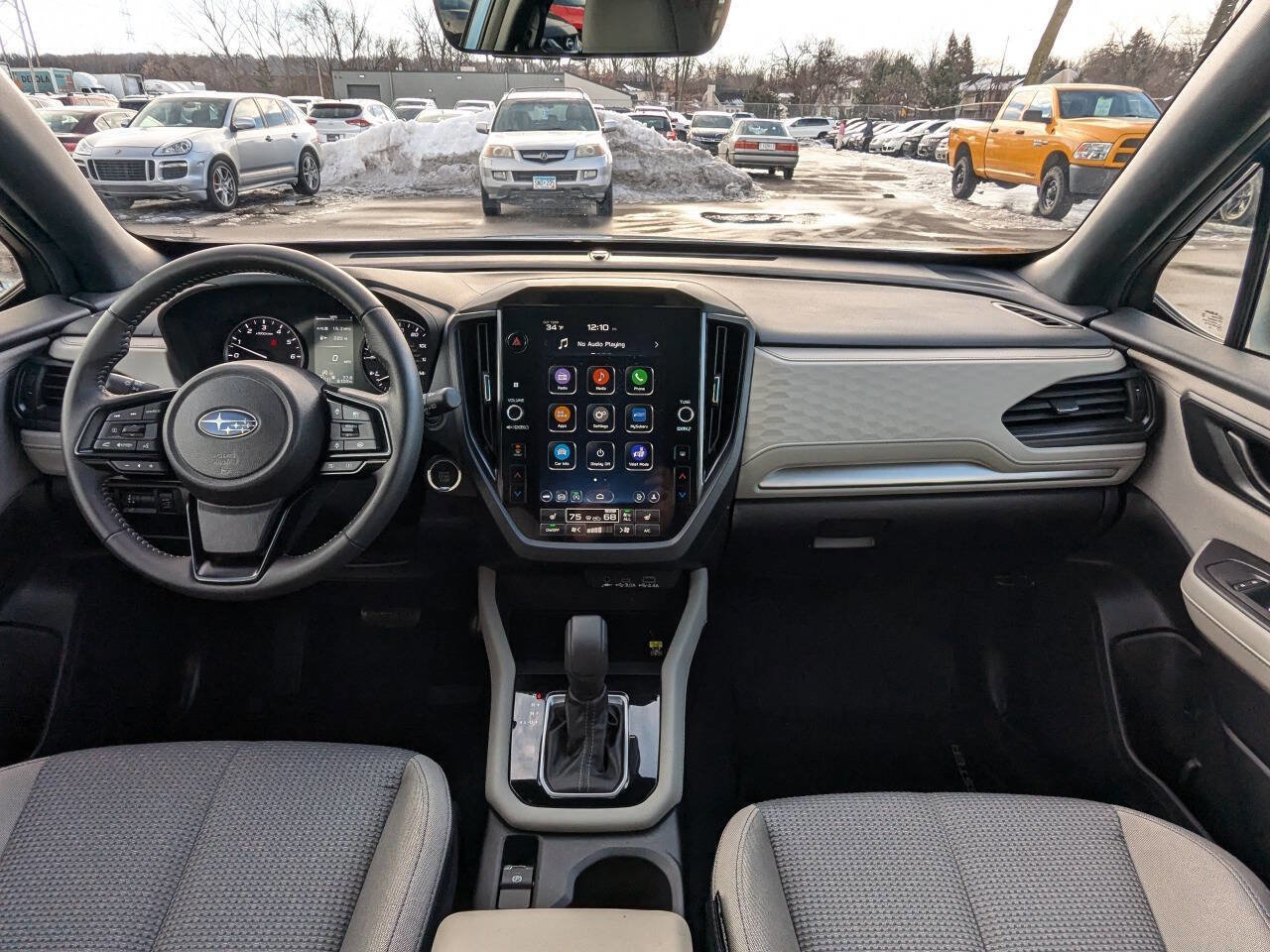 Used 2025 Subaru Forester Premium image 2