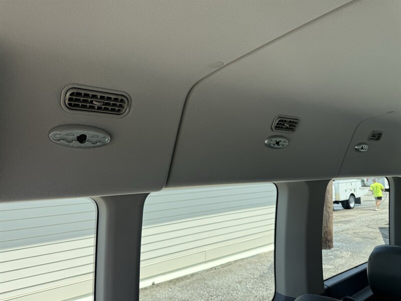 Used 2019 Ford Transit 350 XL RWD image 39