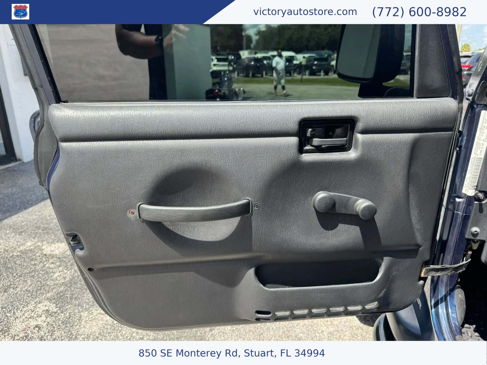 Used 2005 Jeep Wrangler X AWD/4WD image 21