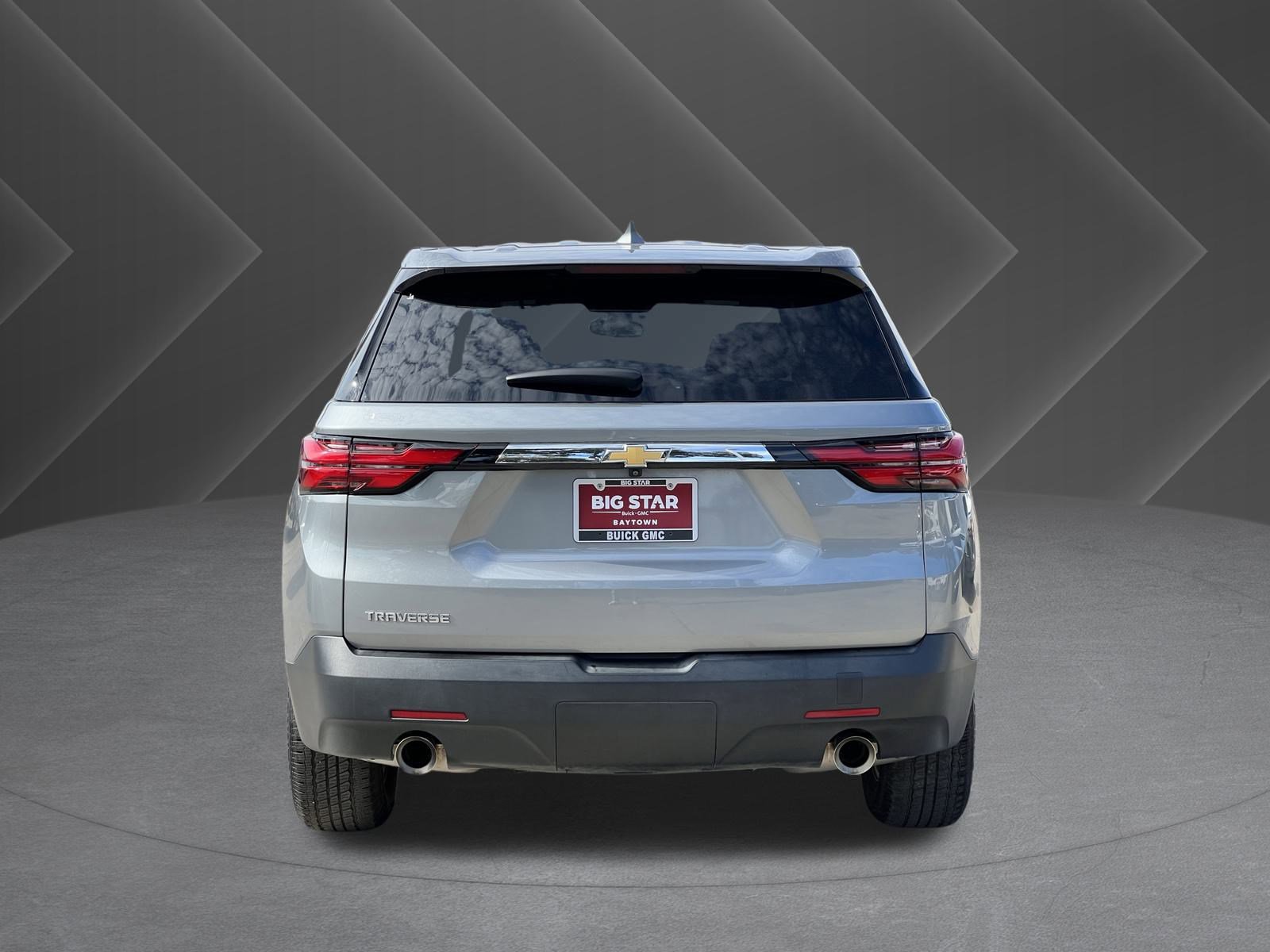 Used 2023 Chevrolet Traverse LS w/ LPO, Cargo Package image 3