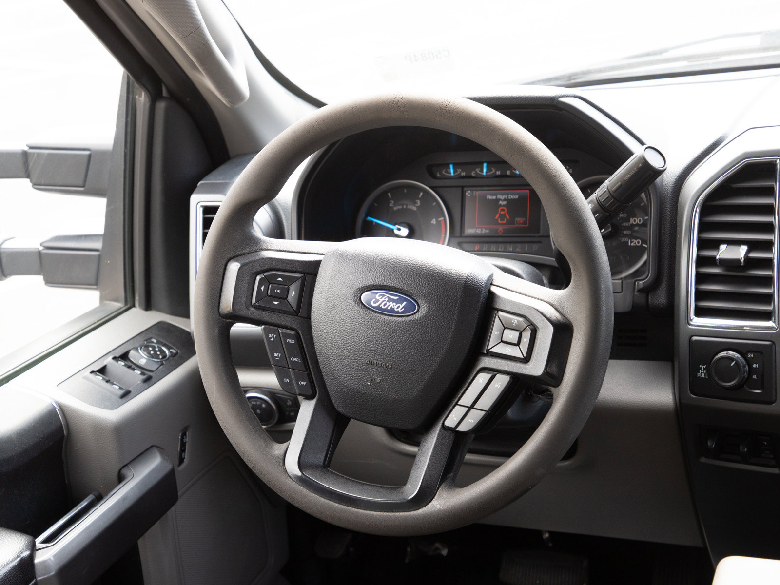 Used 2018 Ford F350 XLT AWD/4WD image 15