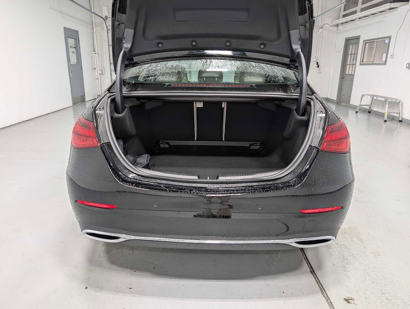 Certified 2026 Mercedes-Benz C 300 4MATIC Sedan image 36