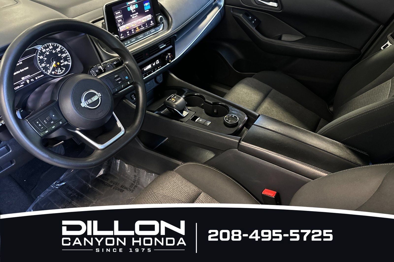 Used 2024 Nissan Rogue SV AWD/4WD image 4