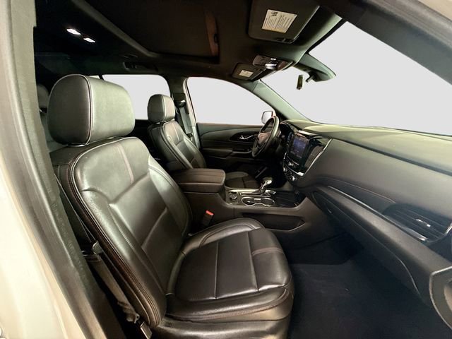 Used 2023 Chevrolet Traverse RS image 32
