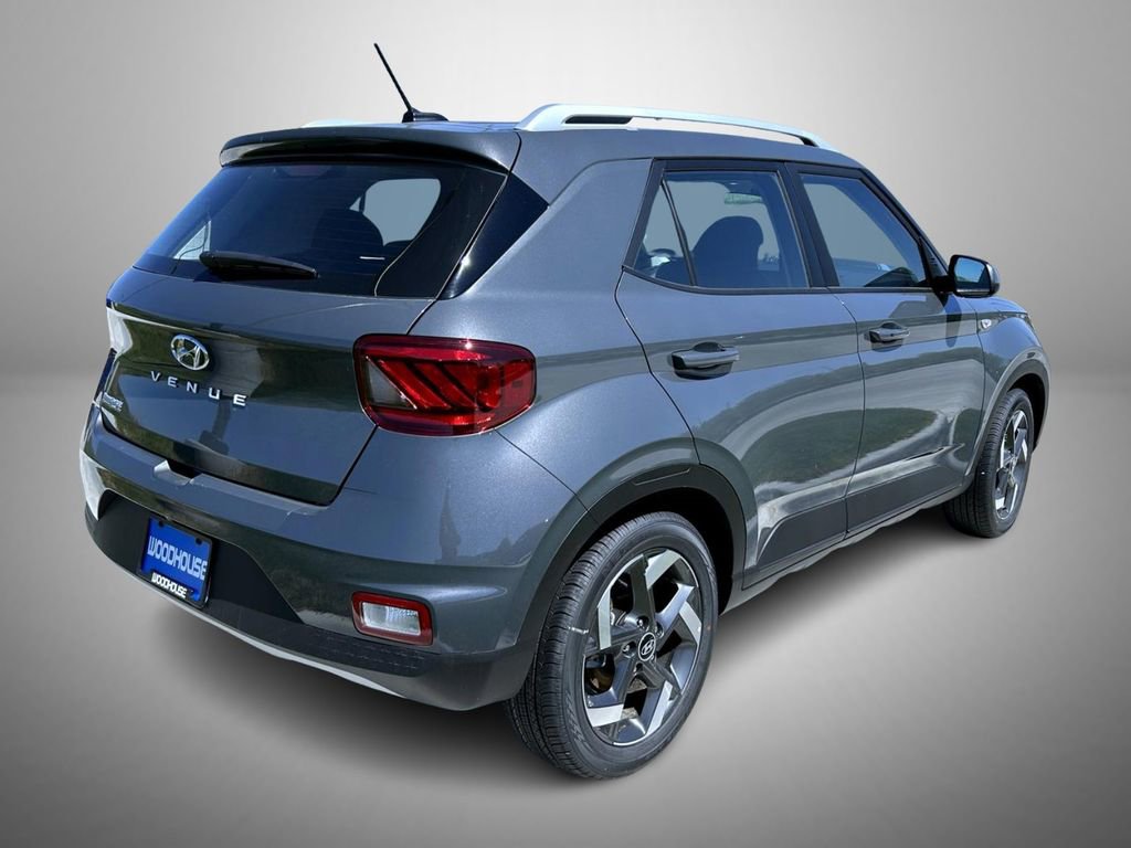 New 2026 Hyundai Venue SEL FWD image 5