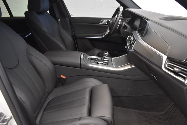Used 2019 BMW X5 xDrive40i w/ Convenience Package AWD/4WD image 19