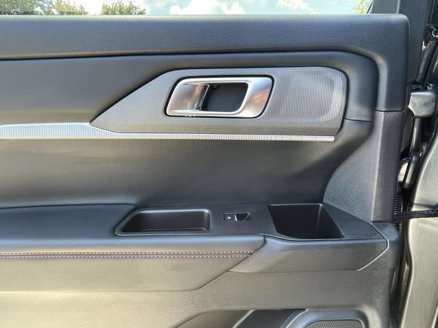 Used 2025 Ford Explorer ST-Line RWD image 24