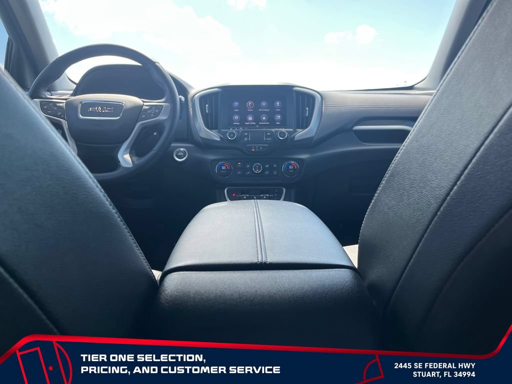 Used 2023 GMC Terrain SLT w/ Tech Package FWD image 15