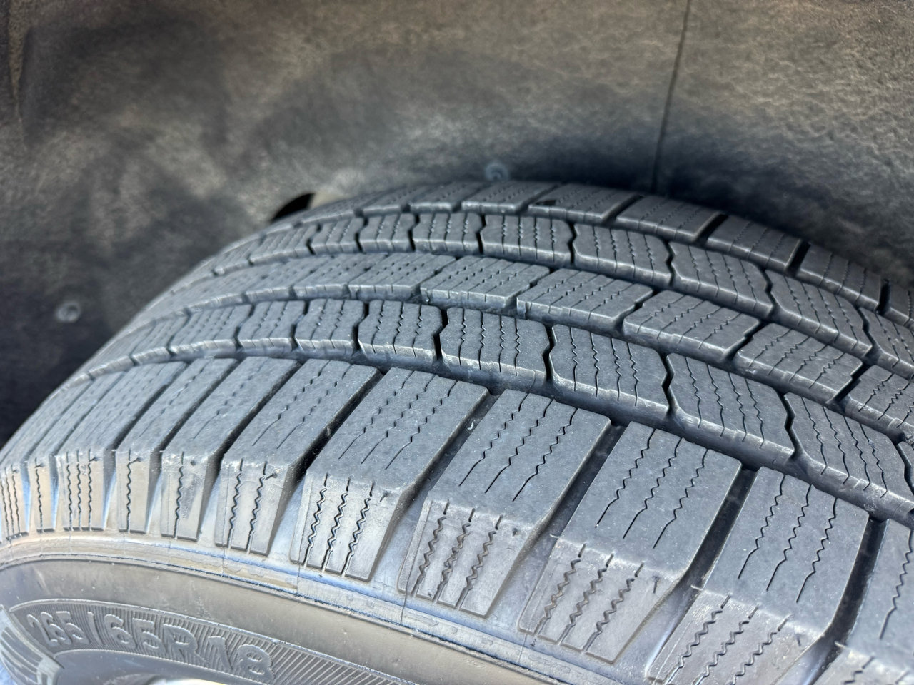 Used 2022 GMC Yukon SLE image 11