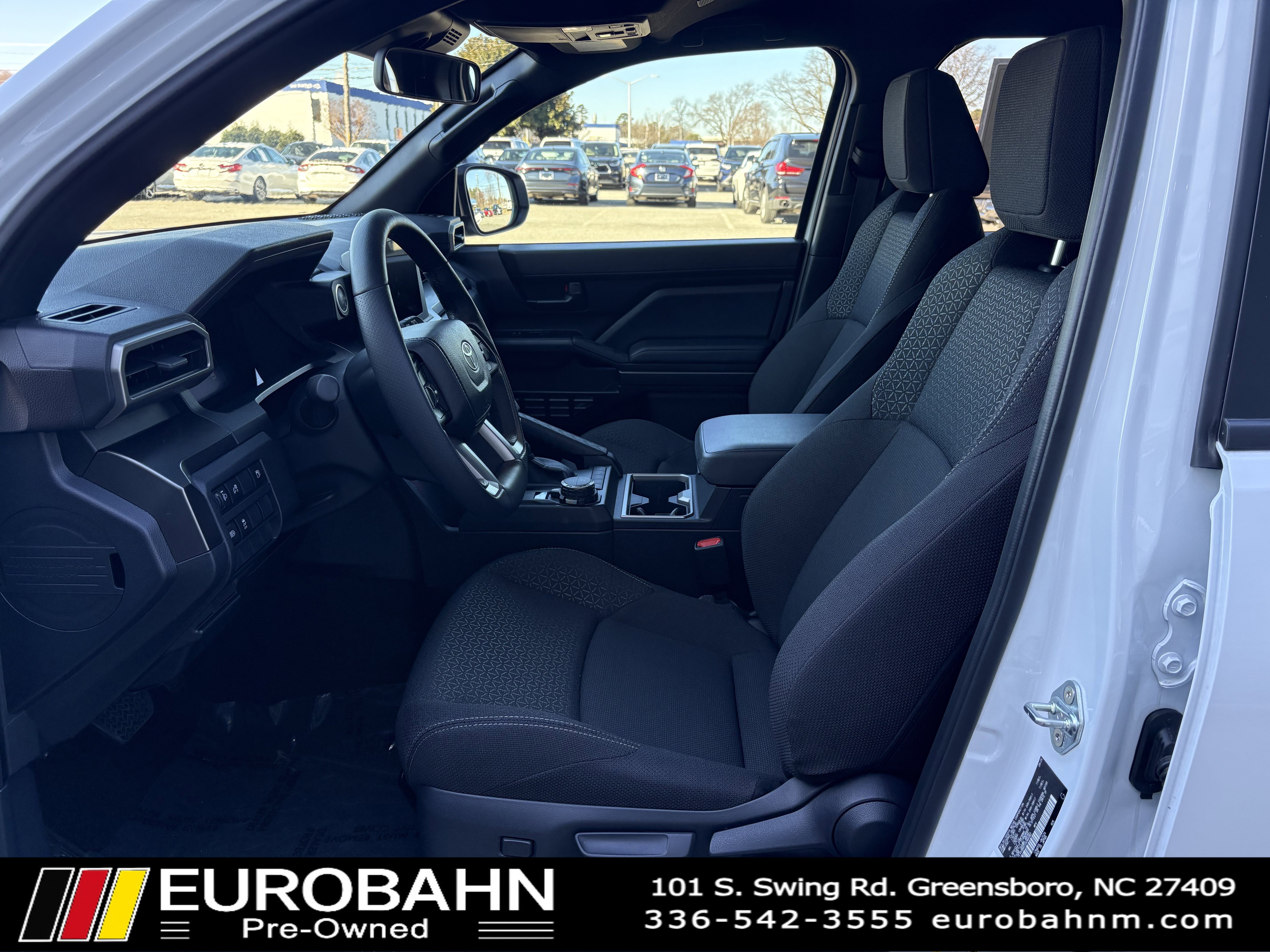 Used 2025 Toyota 4Runner SR5 image 28