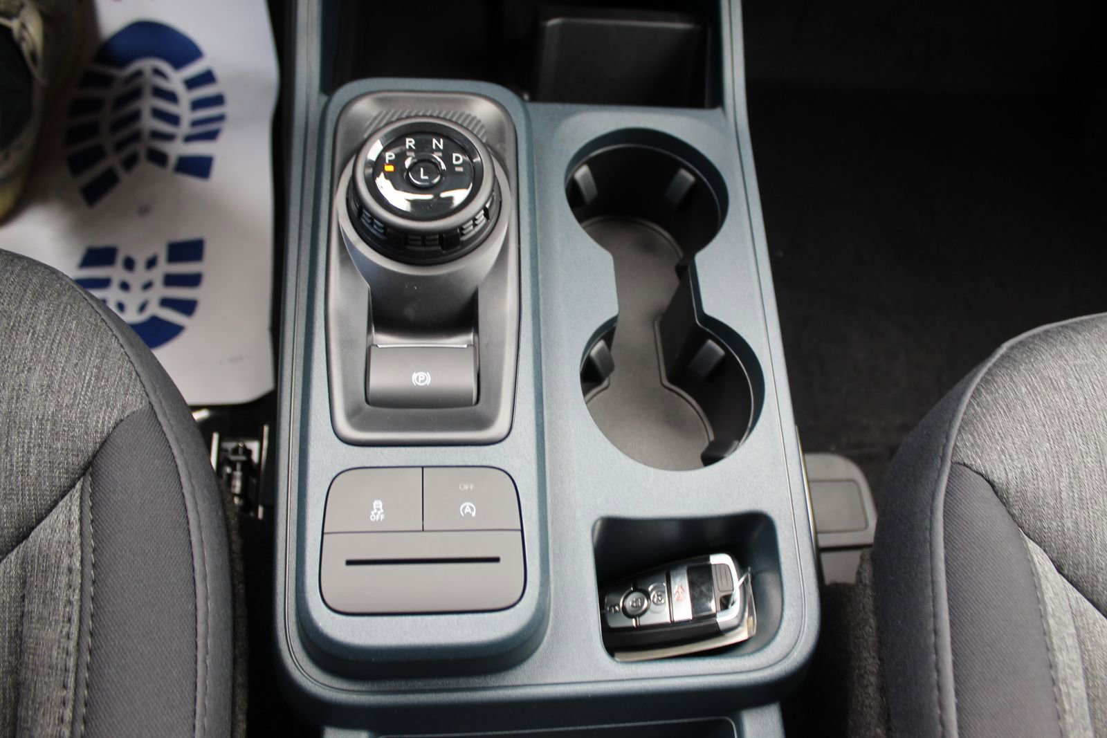 New 2025 Ford Maverick XLT w/ XLT Luxury Package image 24