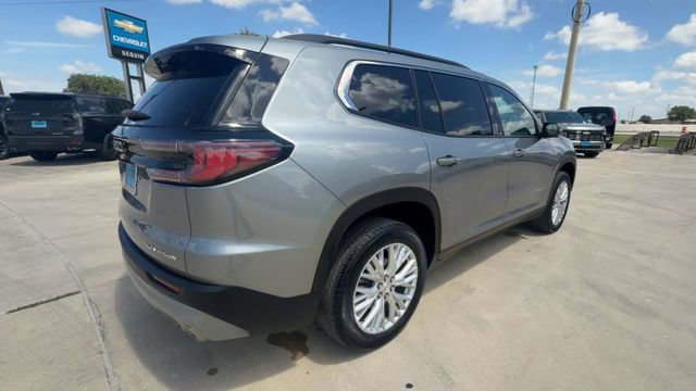 Certified 2026 GMC Acadia Elevation w/ Elevation Premium Package FWD image 8