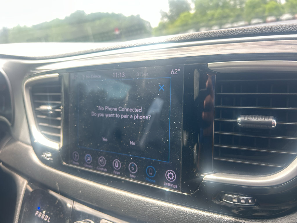 Used 2020 Chrysler Pacifica Touring-L Plus FWD image 14