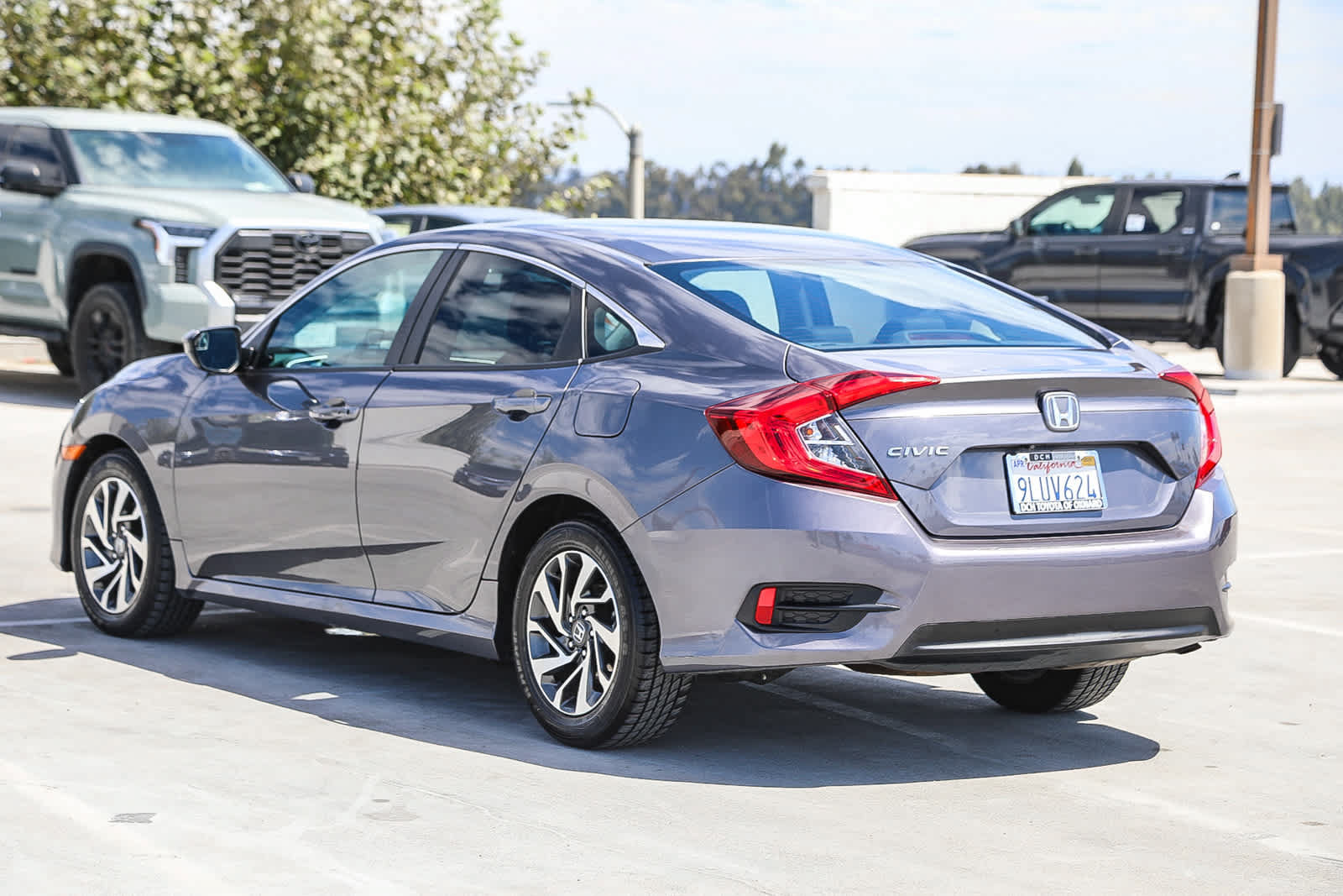 Used 2016 Honda Civic EX image 7