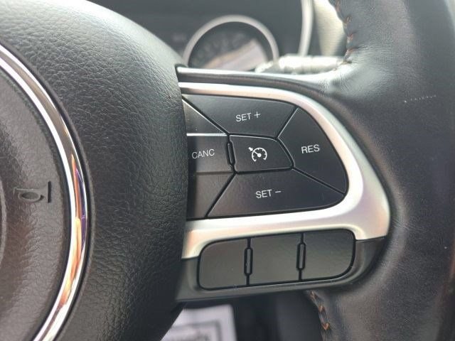 Used 2018 Jeep Compass Limited AWD/4WD image 18