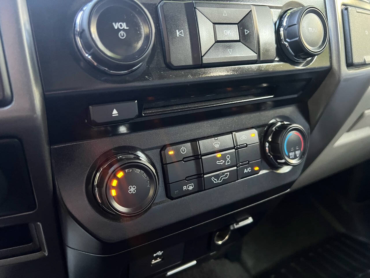 Used 2016 Ford F150 XLT w/ Equipment Group 301A Mid AWD/4WD image 25