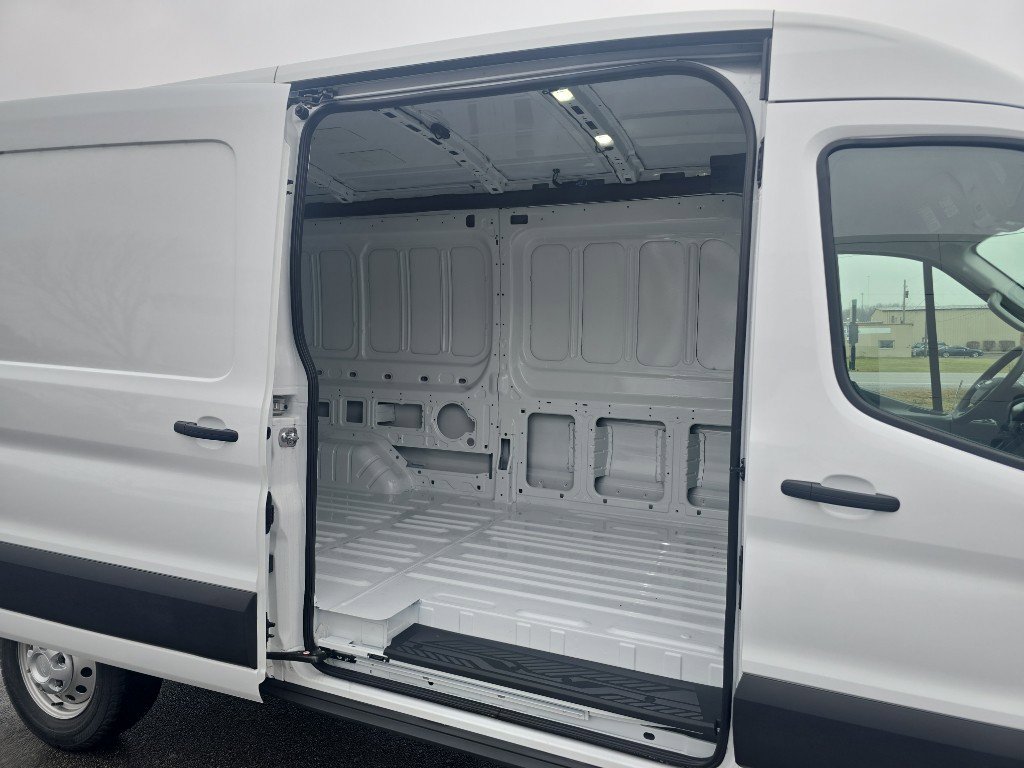 New 2026 Ford Transit 250 148 Medium Roof Extended AWD image 14