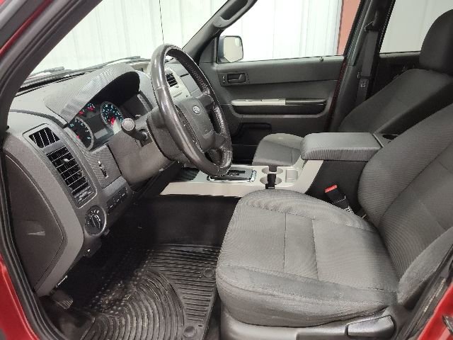 Used 2011 Ford Escape XLT w/ 202A Rapid Spec Order Code AWD/4WD image 11
