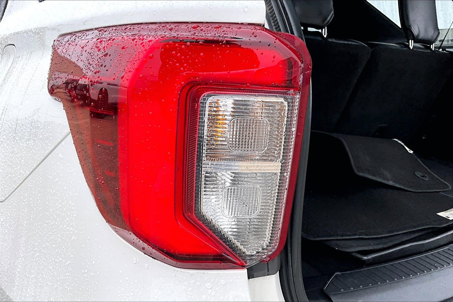 Used 2020 Ford Explorer ST w/ Premium Technology Package image 29