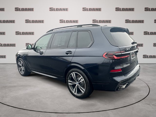 New 2027 BMW X7 xDrive40i w/ M Sport Package AWD/4WD image 3