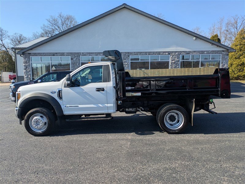 Used 2019 Ford F550 4x4 Regular Cab Super Duty image 3