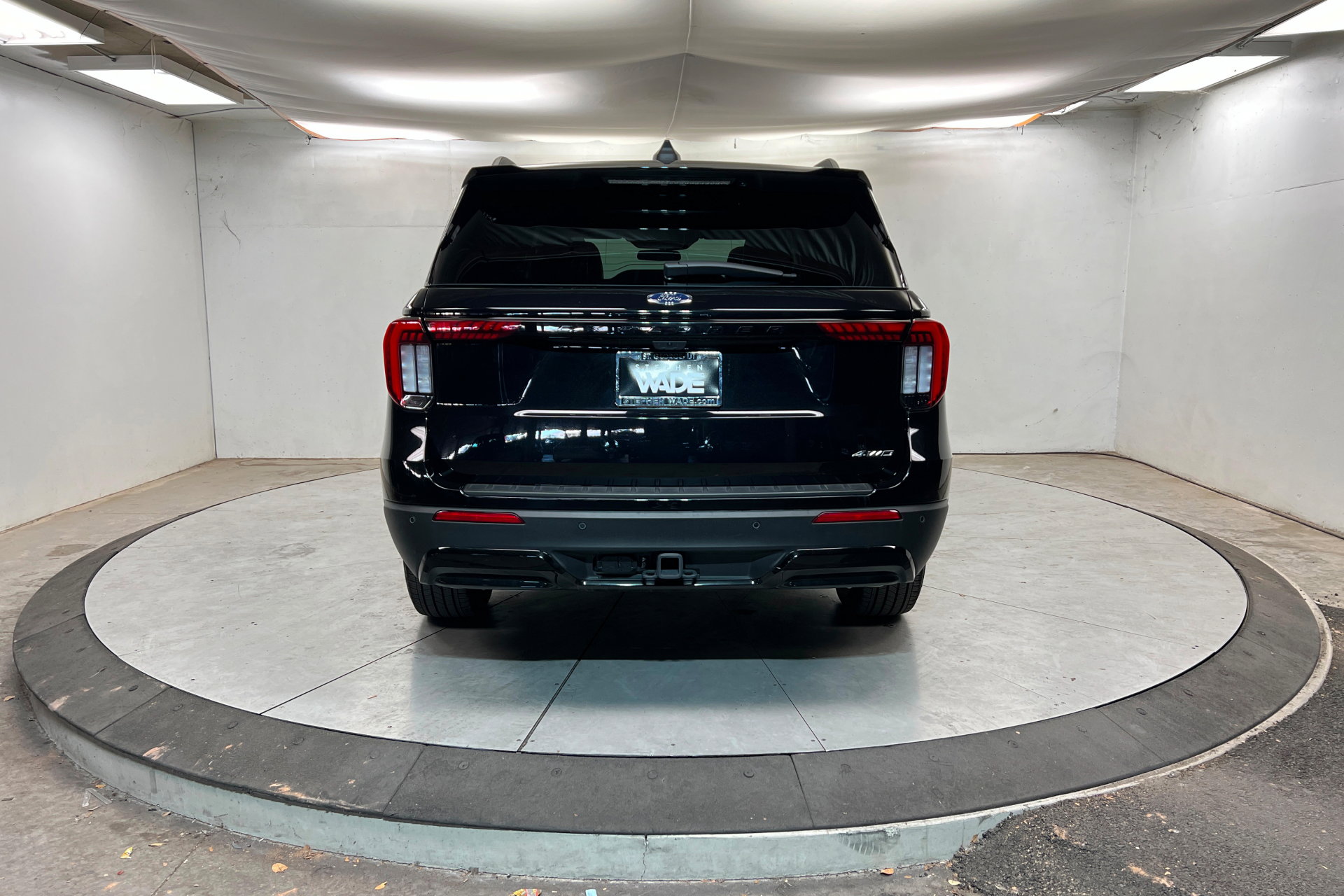 Used 2025 Ford Explorer ST-Line image 5