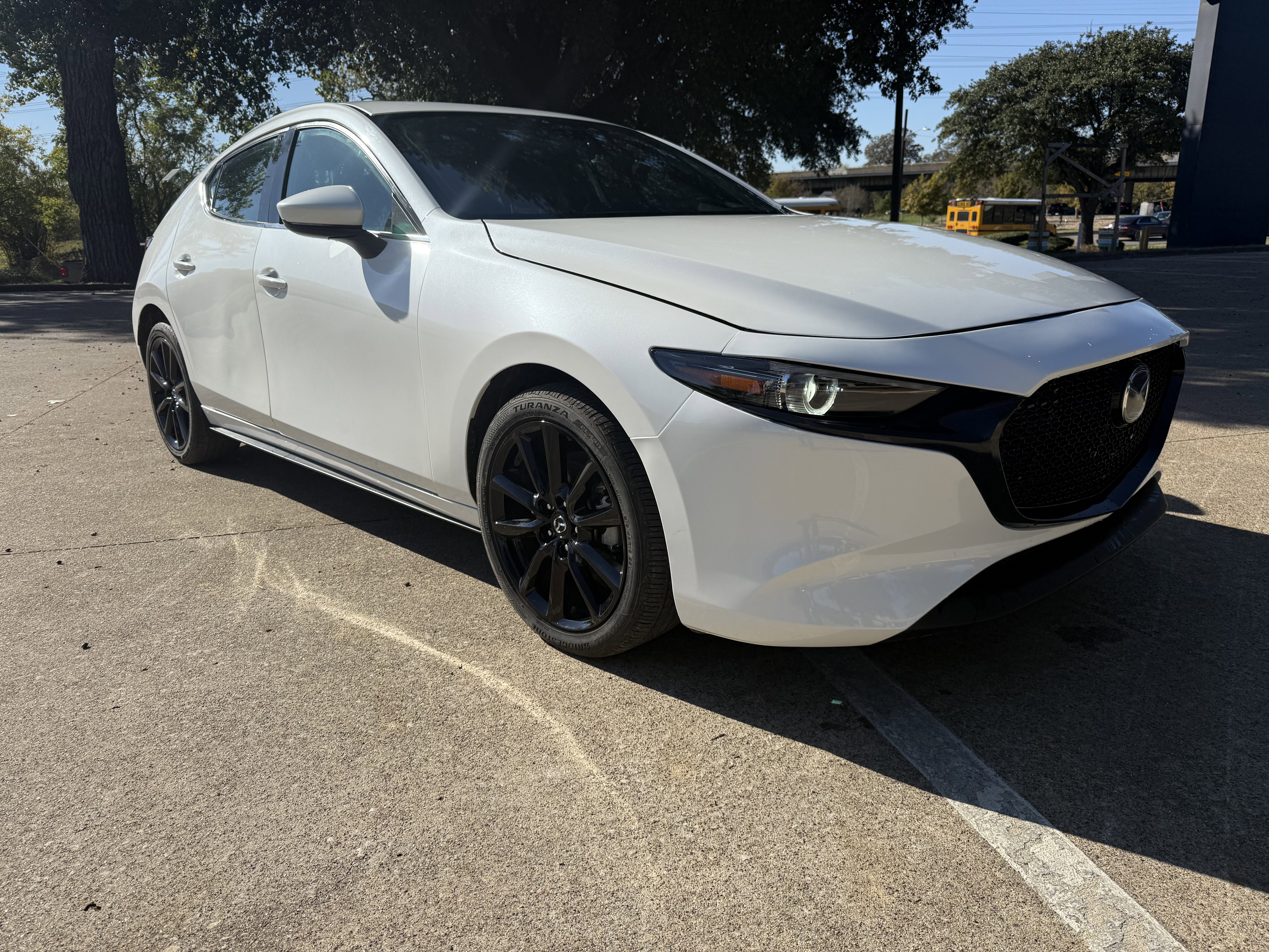 Used 2024 MAZDA MAZDA3 s FWD image 3