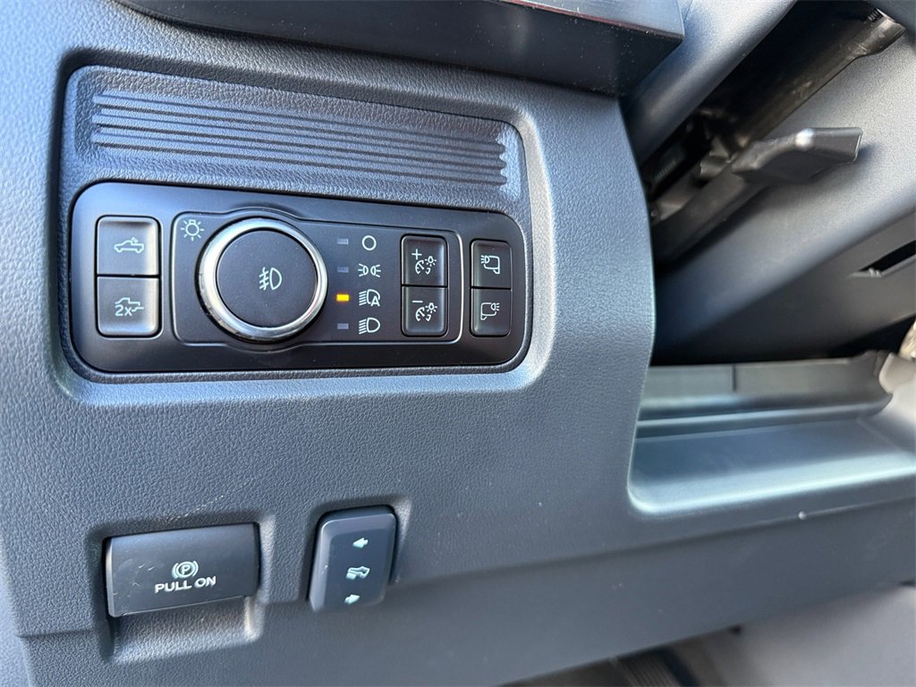 New 2026 Ford F250 Lariat w/ Chrome Package image 16