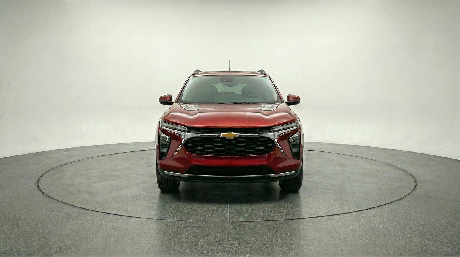 Used 2025 Chevrolet Trax LT image 2