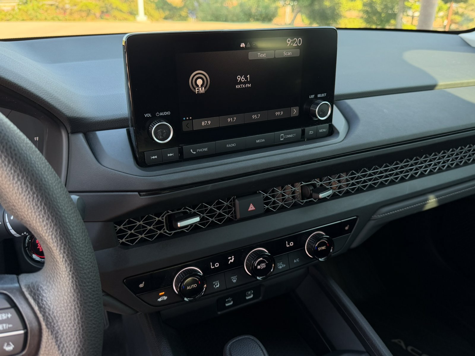 Certified 2023 Honda Accord EX image 15