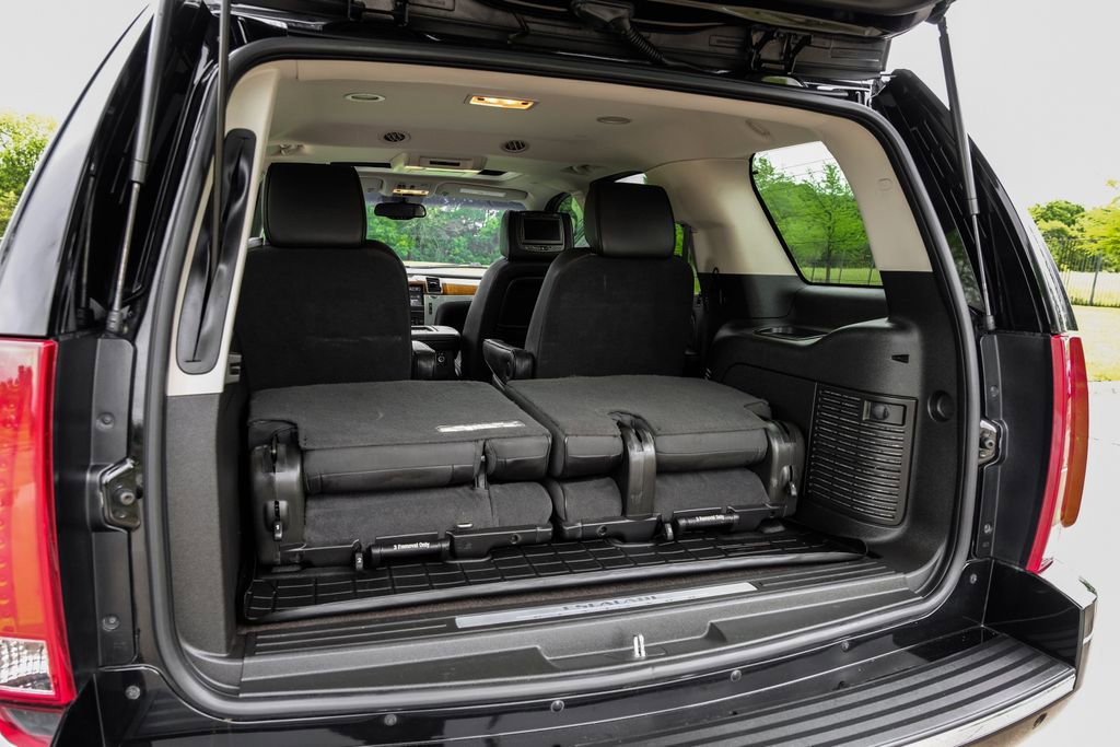 Used 2013 Cadillac Escalade Platinum AWD/4WD image 76