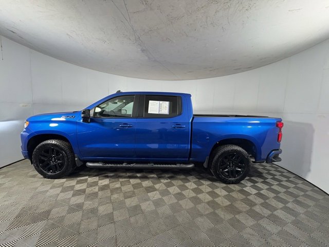 Used 2023 Chevrolet Silverado 1500 RST w/ Convenience Package II image 2