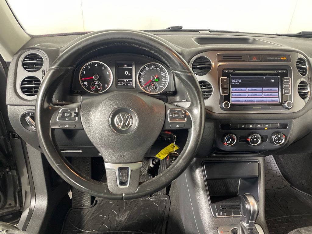 Used 2015 Volkswagen Tiguan S AWD/4WD image 12