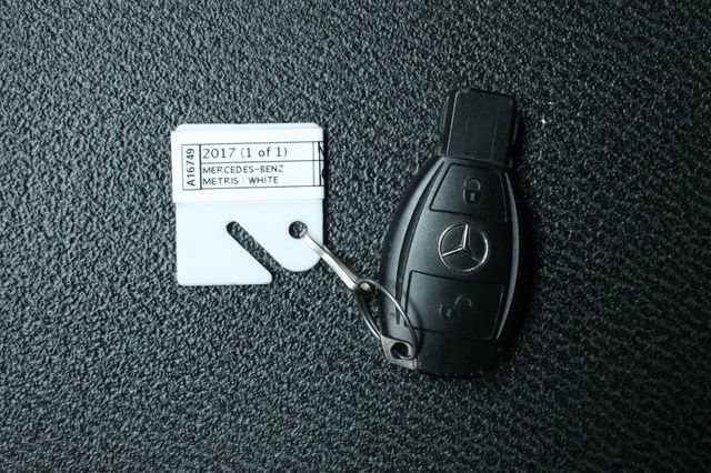 Used 2017 Mercedes-Benz Metris Passenger image 27