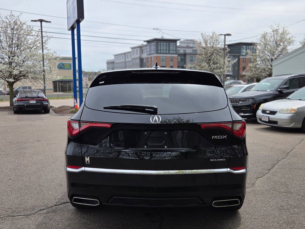 Used 2024 Acura MDX SH-AWD w/ Technology Package image 5