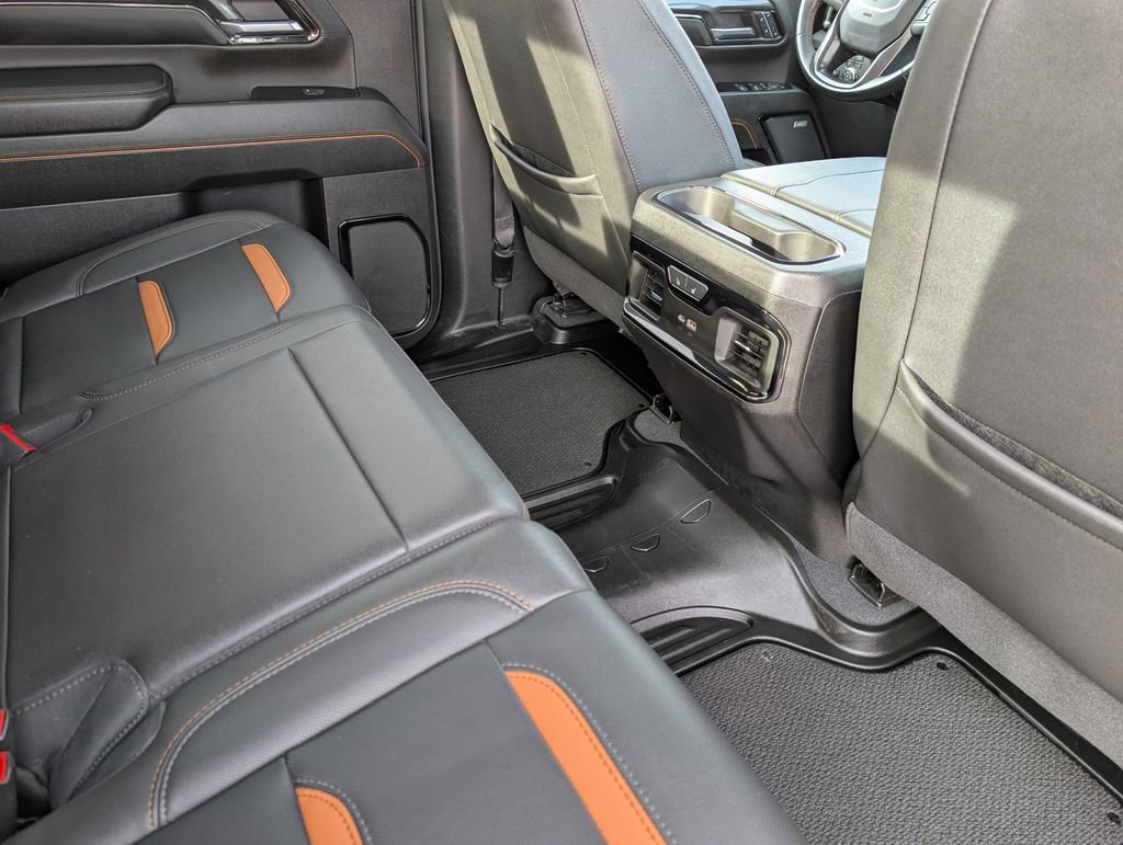 Used 2024 GMC Sierra 2500 AT4 w/ AT4 Premium Plus Package image 21