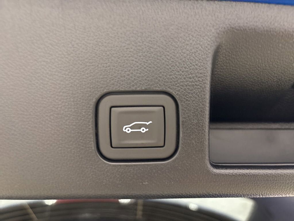 New 2026 Chevrolet Equinox EV LT w/ Convenience Package II AWD/4WD image 34
