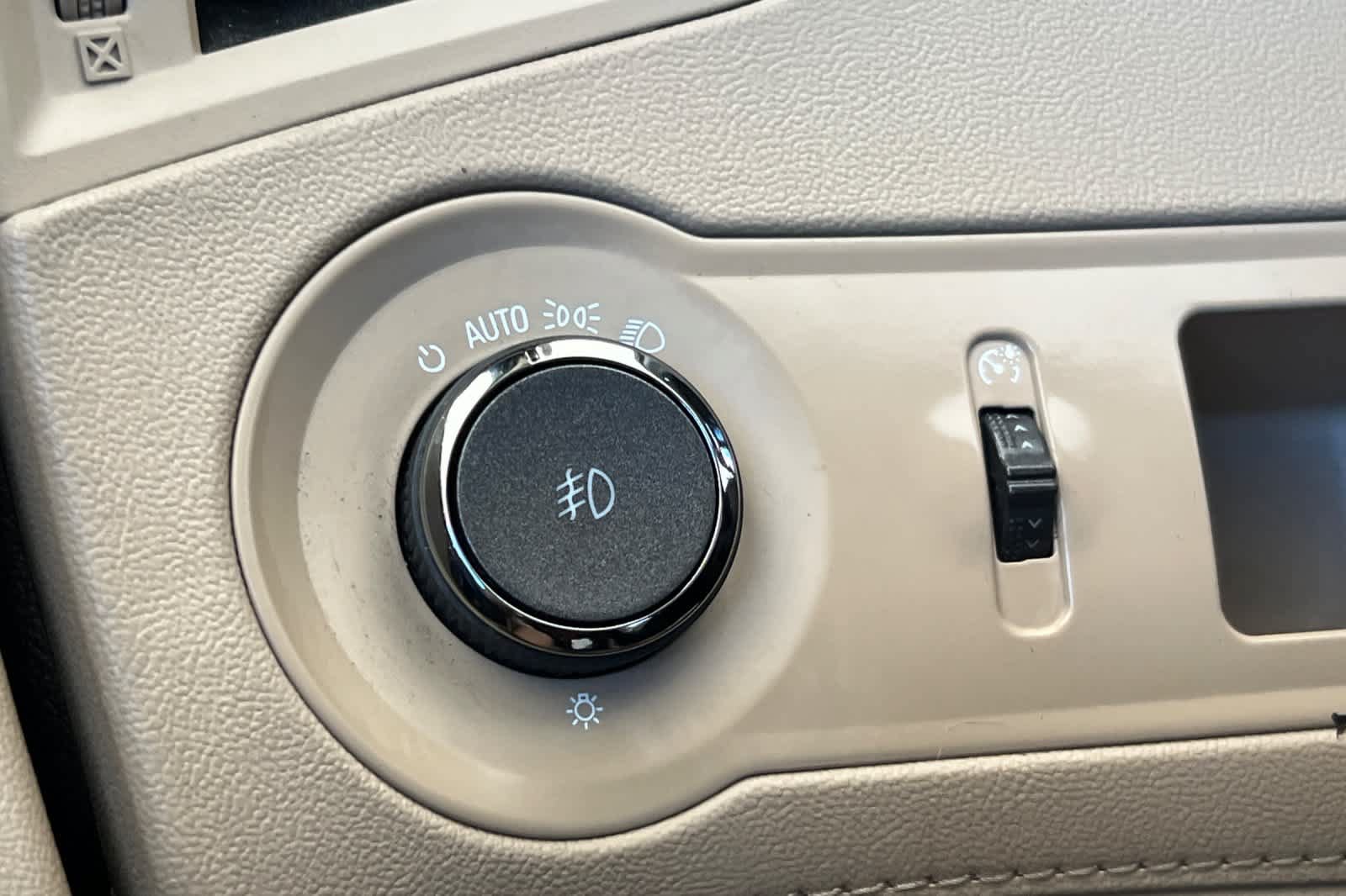 Used 2013 Buick LaCrosse Leather w/ Entertainment Package FWD image 30