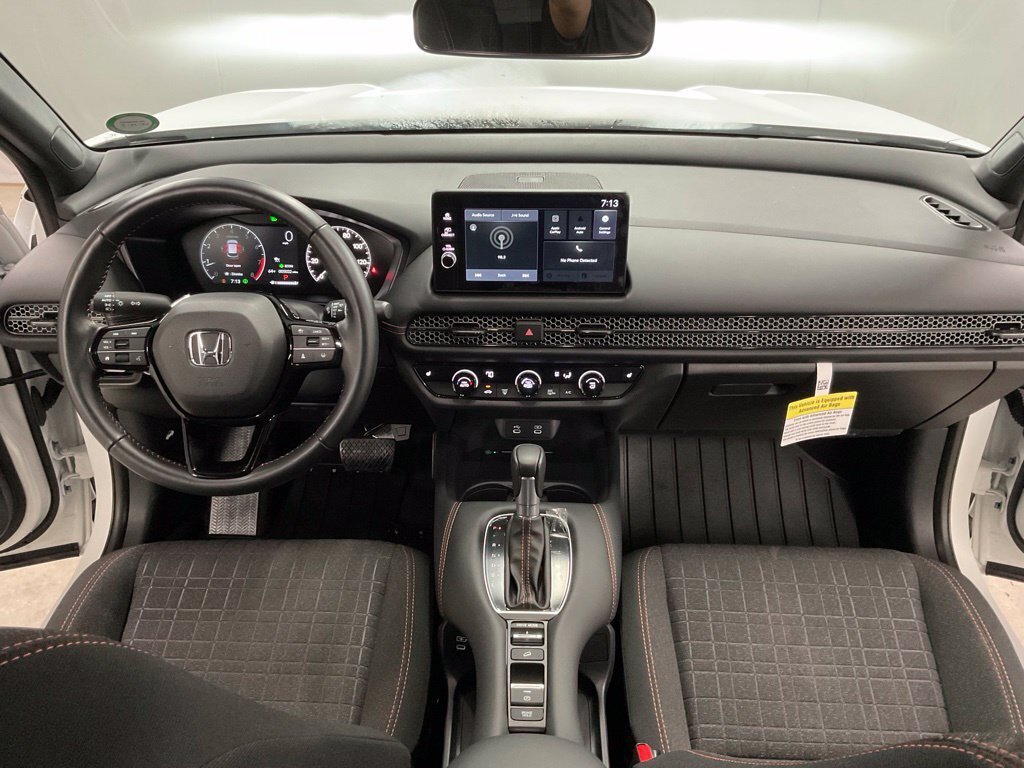 Used 2026 Honda HR-V Sport image 40