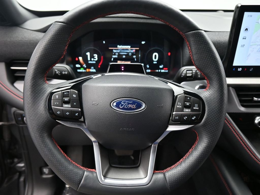 Used 2025 Ford Explorer ST-Line w/ ST-Line Street Pack AWD/4WD image 12