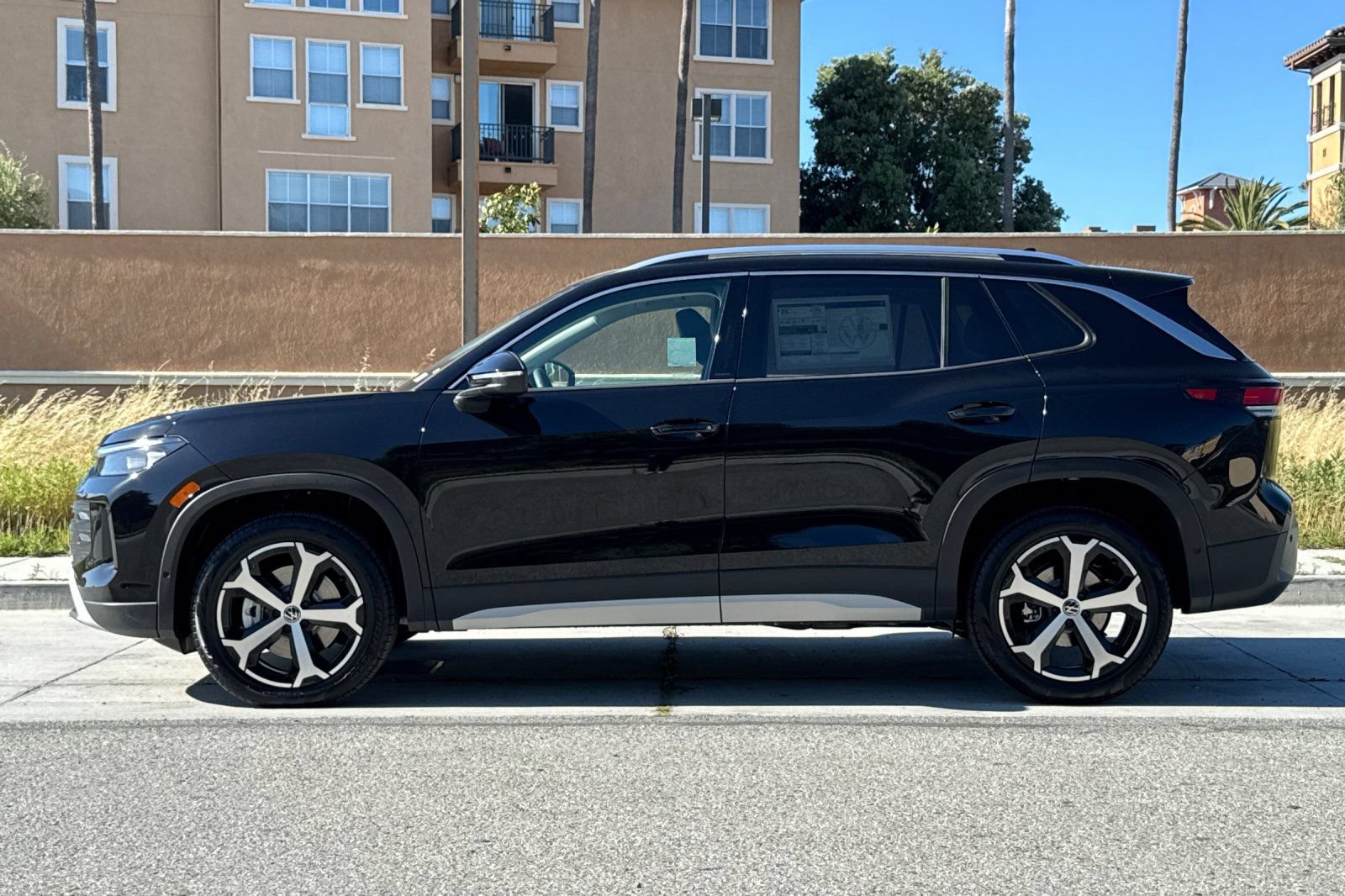 New 2026 Volkswagen Tiguan SE AWD/4WD image 7