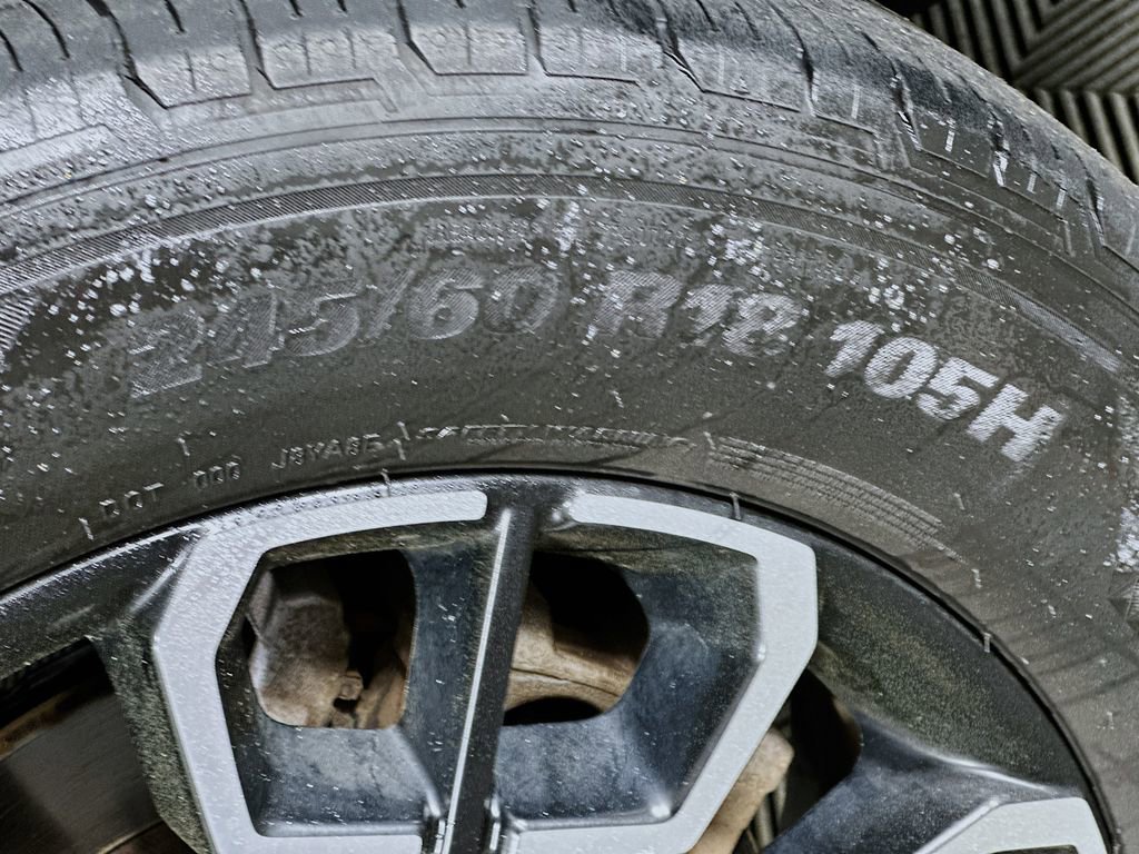 Used 2022 Hyundai Santa Cruz SEL image 32