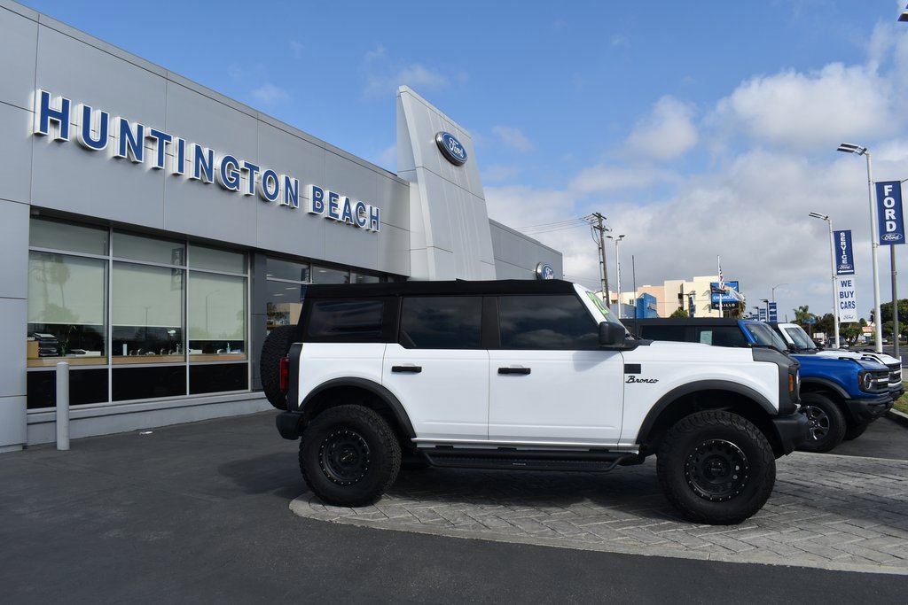 Used 2022 Ford Bronco 4-Door image 3
