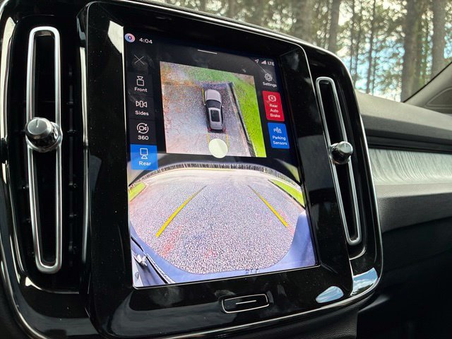 New 2026 Volvo XC40 B5 Plus w/ Protection Package Premier AWD/4WD image 34