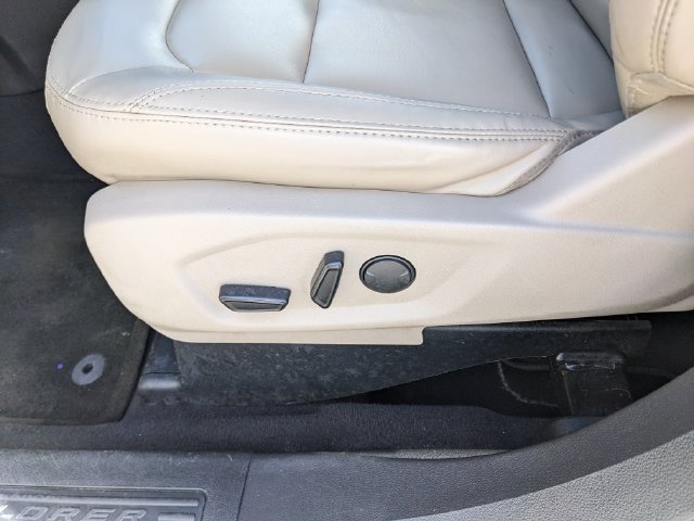 Used 2019 Ford Explorer XLT w/ Equipment Group 202A AWD/4WD image 25