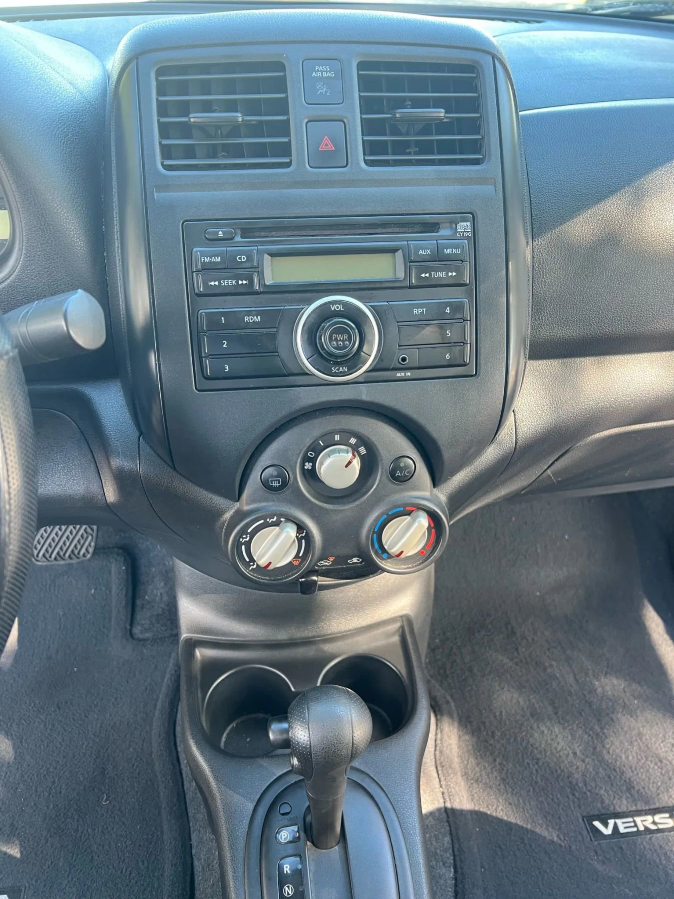 Used 2014 Nissan Versa S Plus FWD image 14