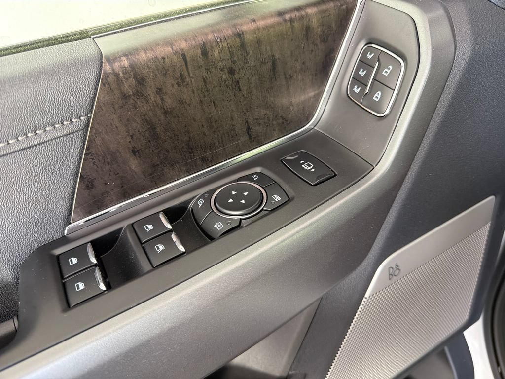 New 2026 Ford F350 Lariat w/ Tremor Off-Road Package AWD/4WD image 18